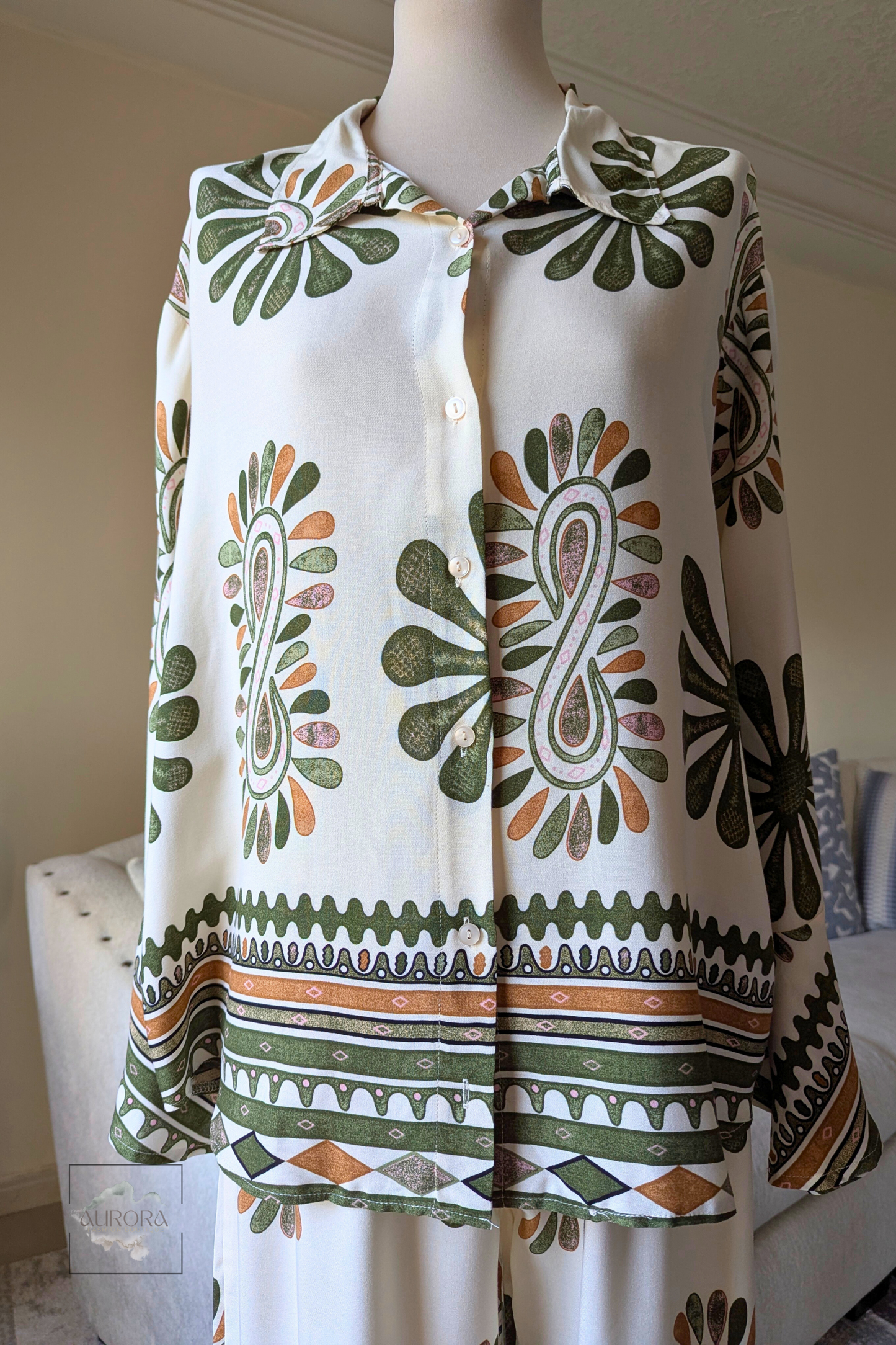 Flowy Viscose Suit with Flared Sleeves – Khaki Patterned Design | Aurora Fashion Boutique