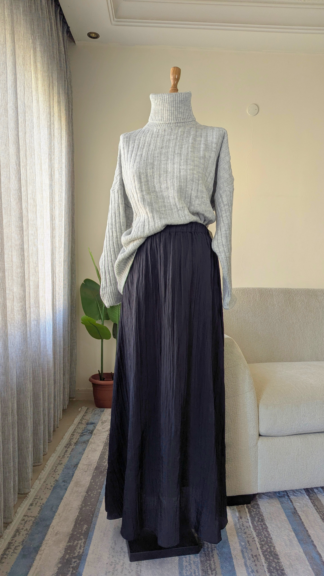 Textured Black Skirt