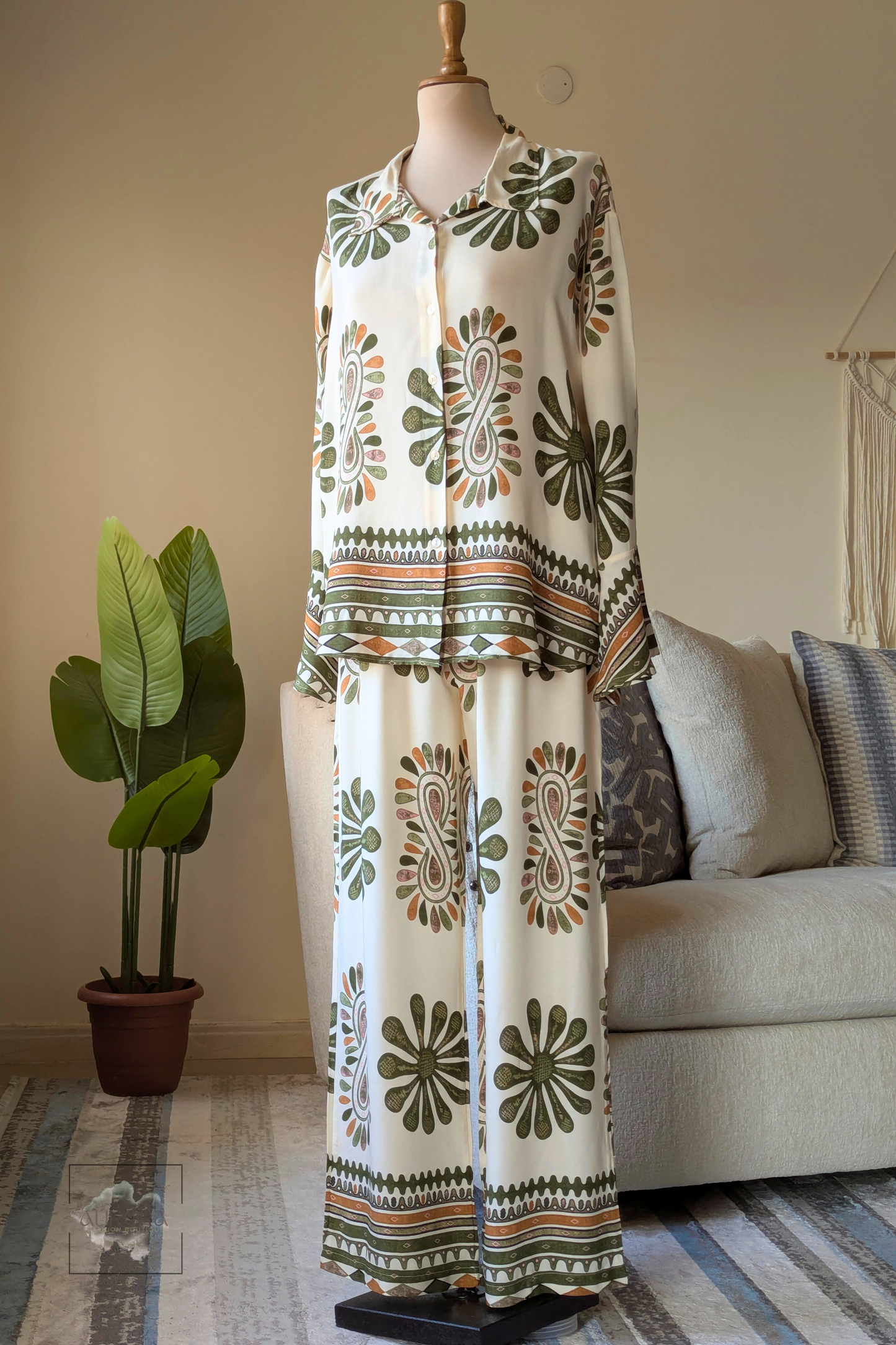 Flowy Viscose Suit with Flared Sleeves – Khaki Patterned Design | Aurora Fashion Boutique